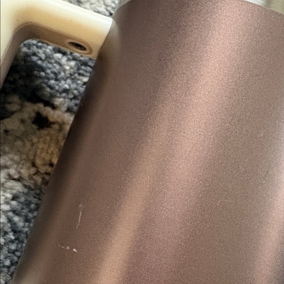 Stanley Adventure
Quencher H2.0 Tumbler 40 oz. Rose Quartz Glow - Picture 6 of 6